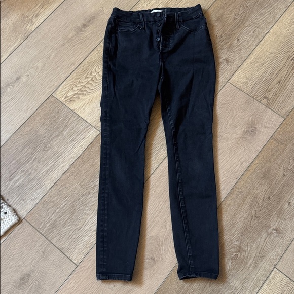 Good American Charcoal Denim Jeans - Picture 1 of 3